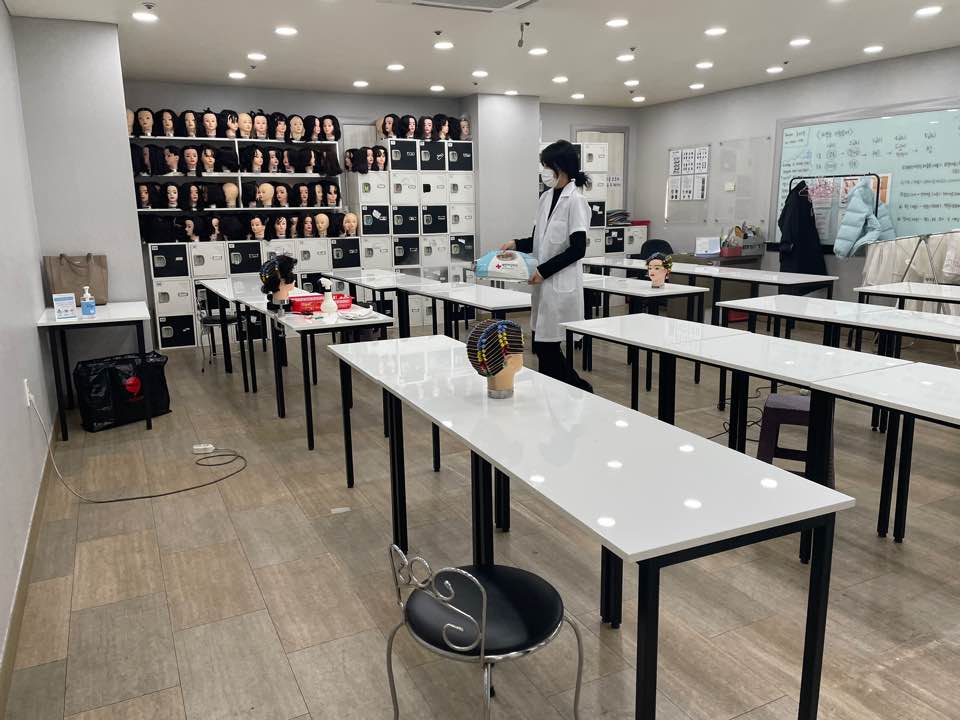 SNS